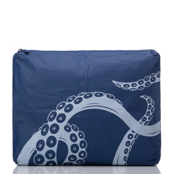 Splash proof Pouches